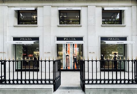 prada avenue montaigne telephone|Prada Paris Avenue Montaigne .